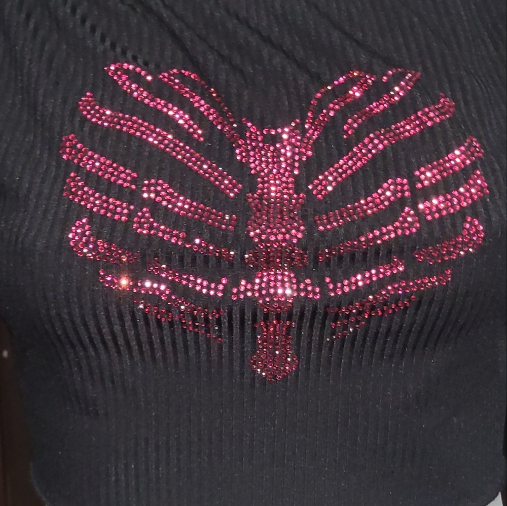 Ribbed Rhinestone Heart - Picture 2 of 4